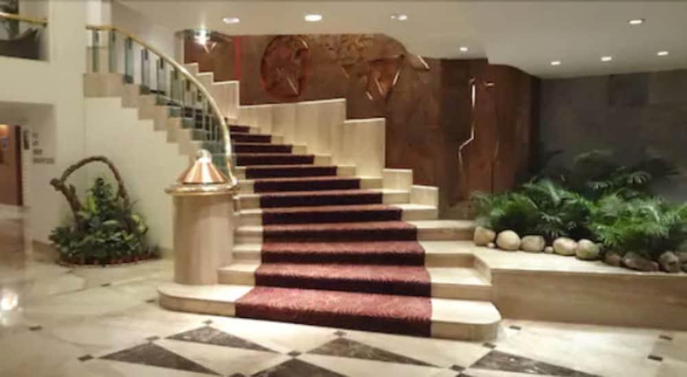 Hotel Kohinoor Continental,Airport Mumbai Exterior photo