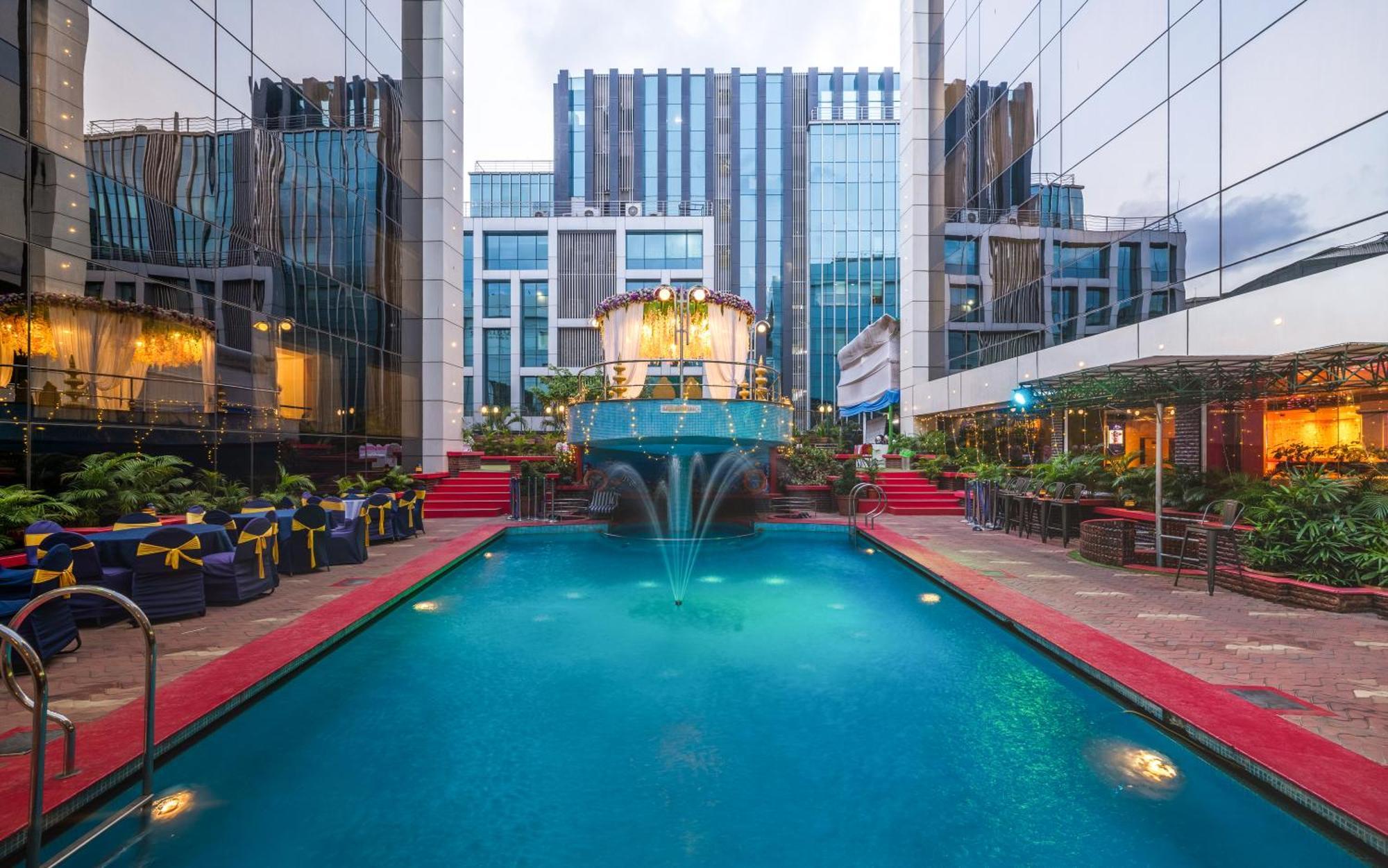 Hotel Kohinoor Continental,Airport Mumbai Exterior photo